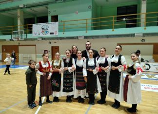 „Да светлост не утихне!“ Златибор у знаку сећања на децу убијену у Рибникару: Вече у коме су речу , вера, и уметност чувале светлост дечије душе